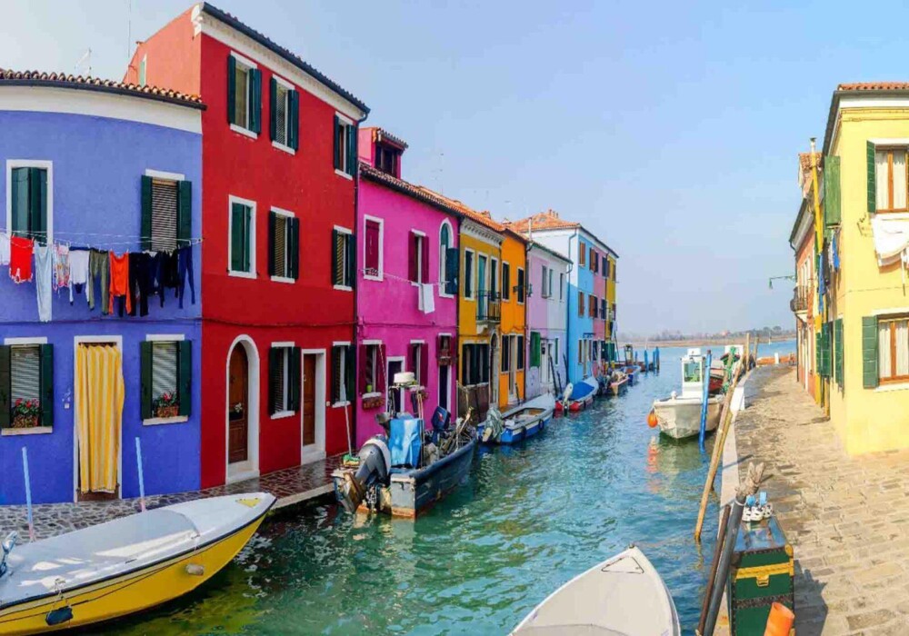 ונציה צבעוני