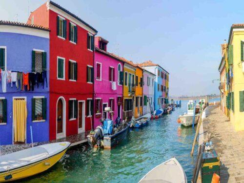 ונציה צבעוני