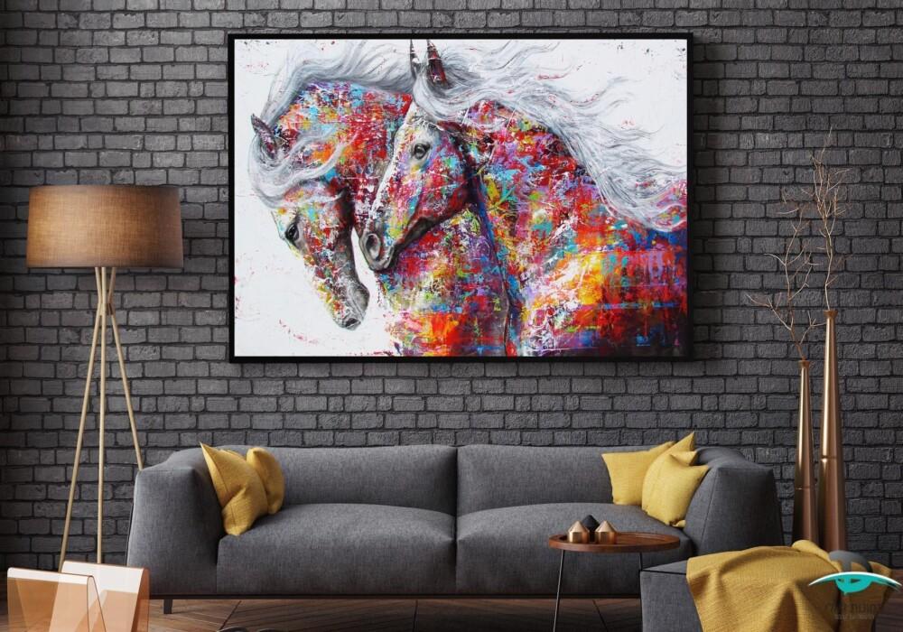 תמונת קנבס סוסים צבעוניים מסגרת
